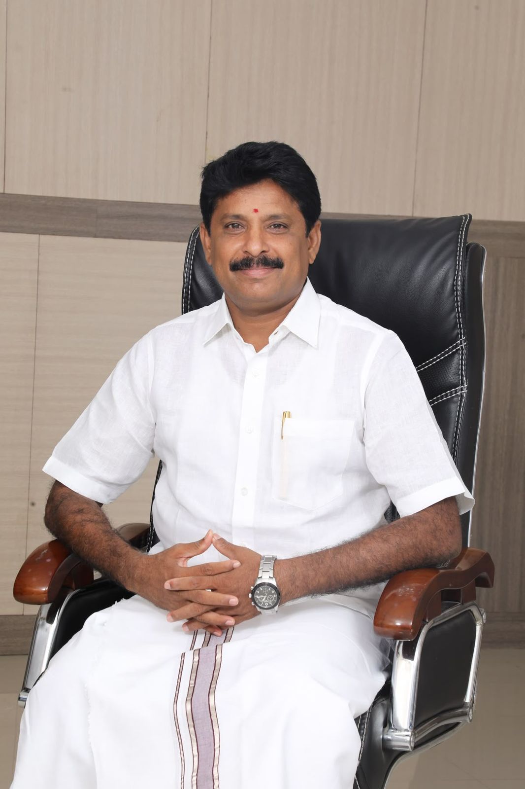 WhatsApp Image 2025-10-17 at 1.59.33 PM